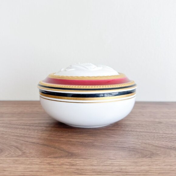 Villeroy & Boch Red Gold Cameo Trinket Box | 1998 Collector Porcelain - Picture 4 of 7